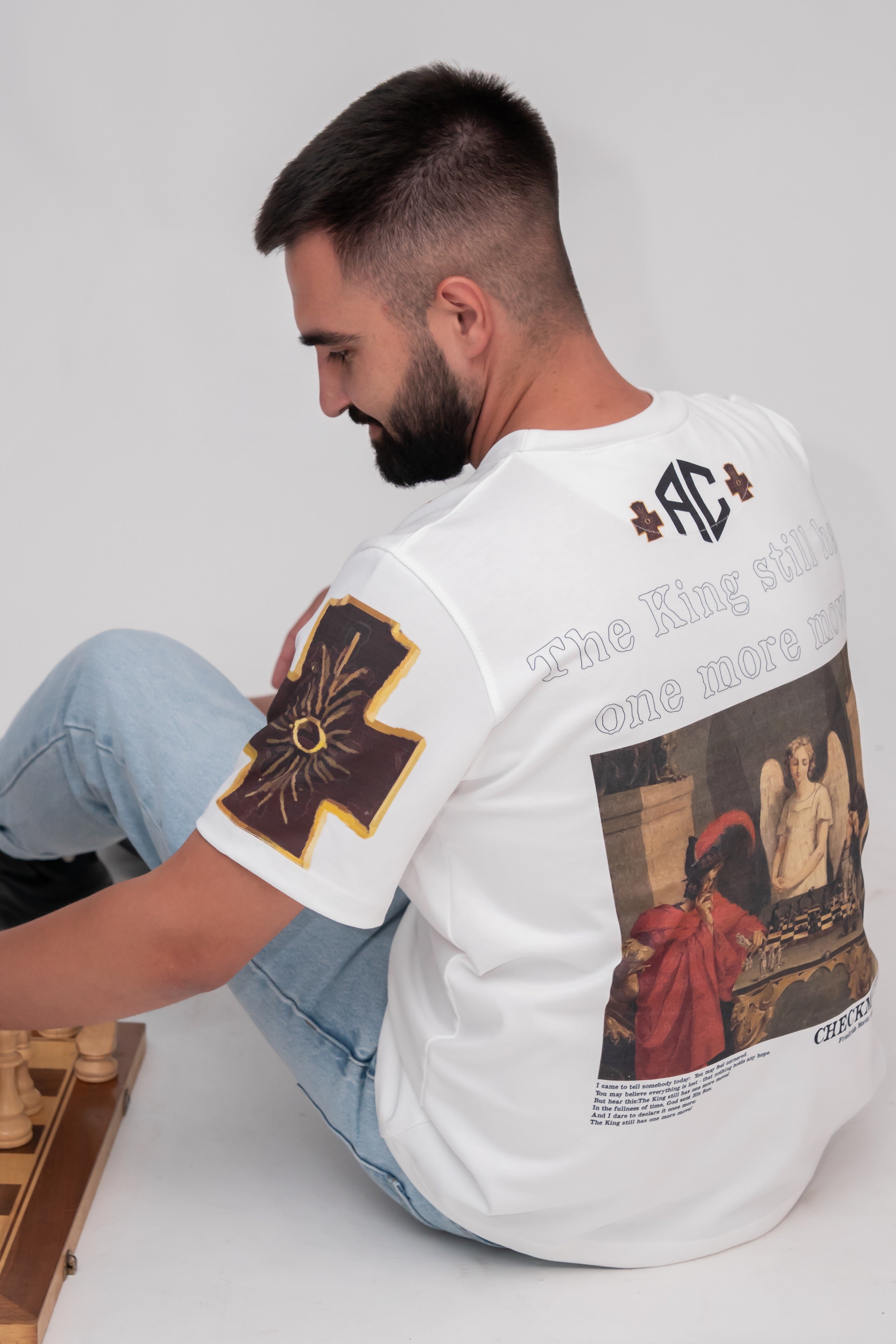 Limited Edition овърсайз тениска - The King’s Last Move